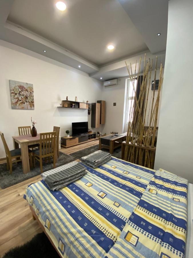 Apartment Neno 2 Требинє Екстер'єр фото