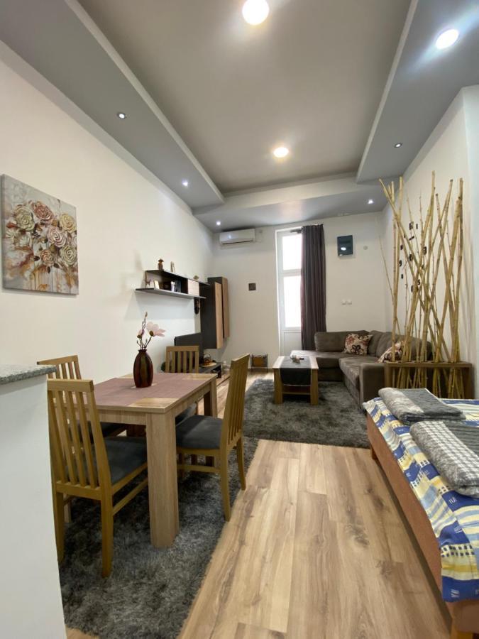 Apartment Neno 2 Требинє Екстер'єр фото