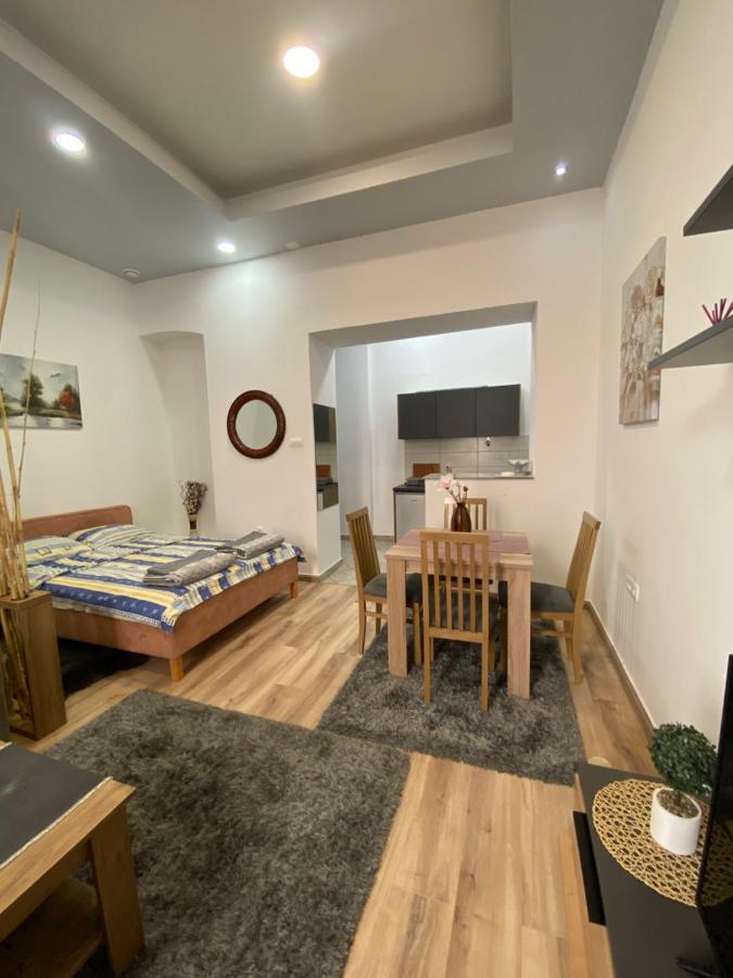 Apartment Neno 2 Требинє Екстер'єр фото